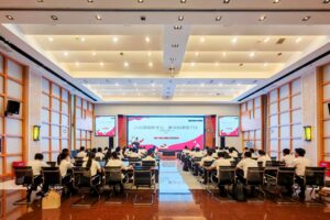 聚焦学习教育，共筑廉洁防线——玉柴物流党委开展专题党课暨集体廉洁谈话会